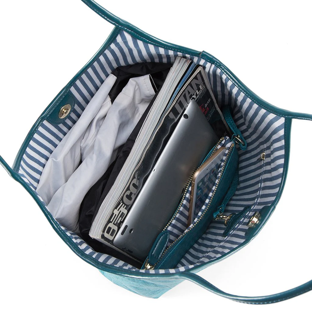 Debut Portrait Tote - Vegan - Image 11