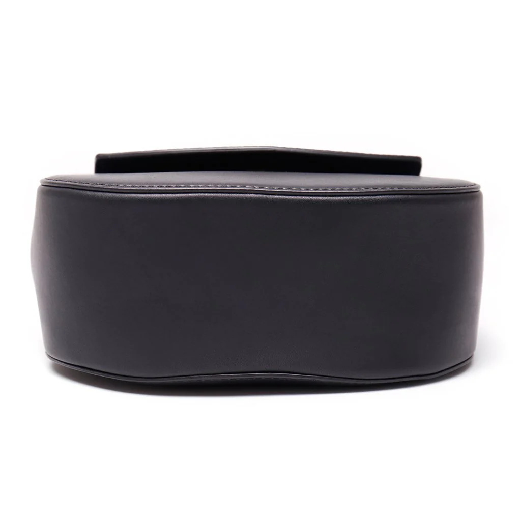 Doshi Saddle Bag - Vegan Display Piece - Image 10